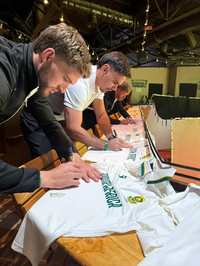 Proteas Cricket Team Signing World Test Championship Jersey